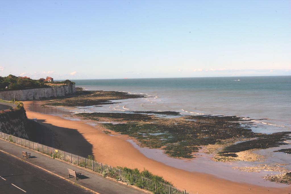 Bay Tree Broadstairs Hotel Exterior photo